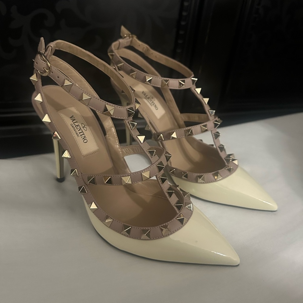 Valentino Women's Cream and Tan Studded Heels